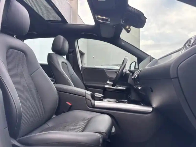 Mercedes Classe B 180 d progressive line edition — photo 10