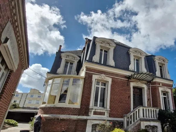 Maison 6 pièces 194 m²