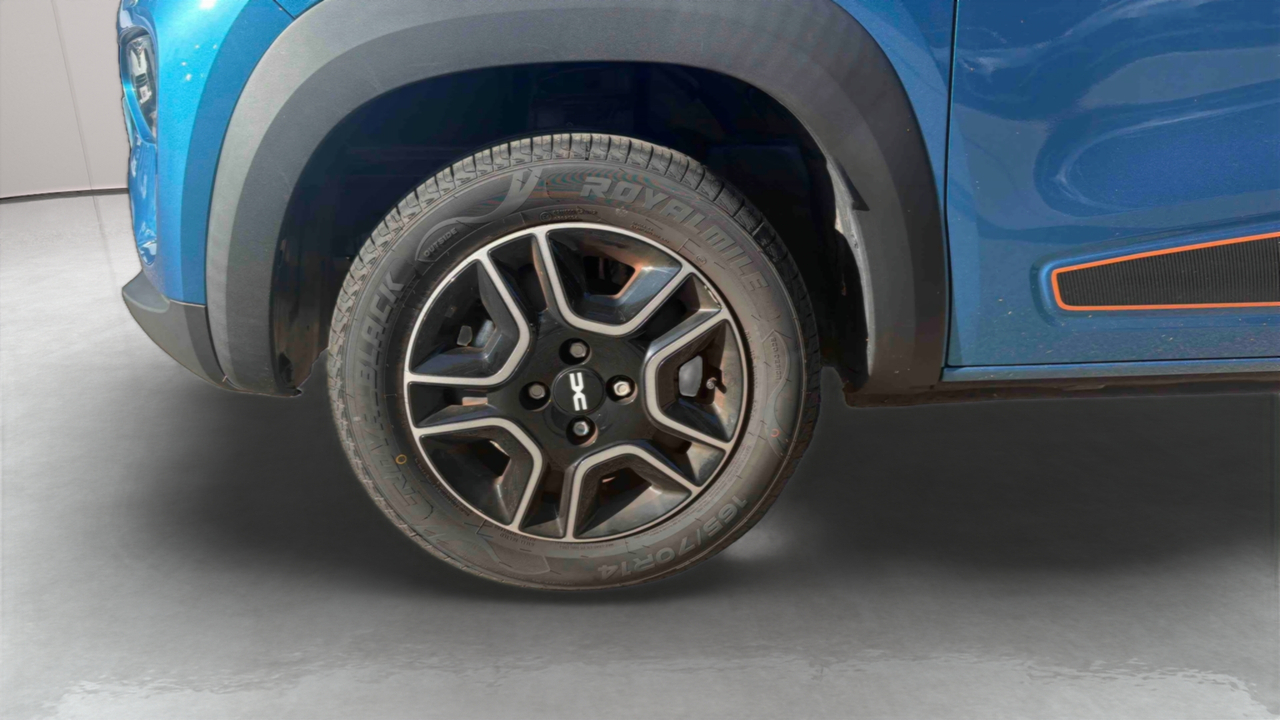 Dacia Spring — photo 14