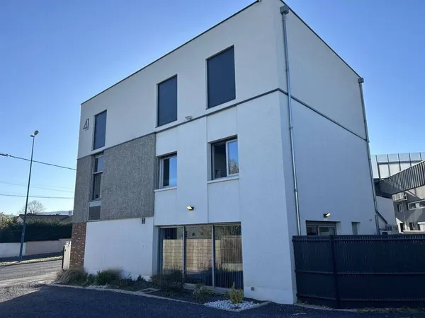 Bureaux 350 m²