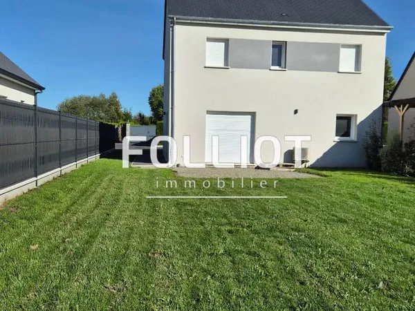A LOUER - BEAU PAVILLON T5 AVEC JARDIN ET GARAGE