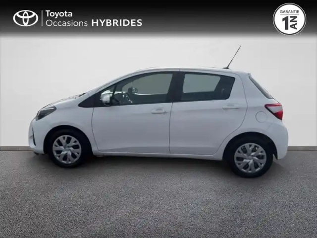 Toyota Yaris 70 vvt-i ultimate 5p — photo 3
