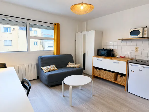 Appartement Saint Nazaire 1 pièce(s) 16,51 m² situé en hyper centre - Les commerces à pied