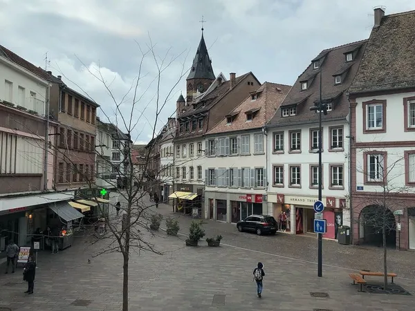 Studio moderne / centre ville / refait à neuf