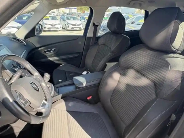 Renault Scenic iv zen energy tce 130 — photo 5