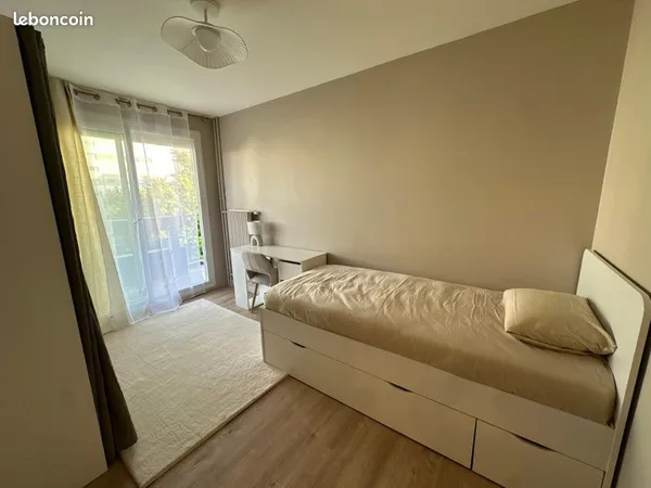 ✨ chambre disponible dans une belle colocation féminine ✨