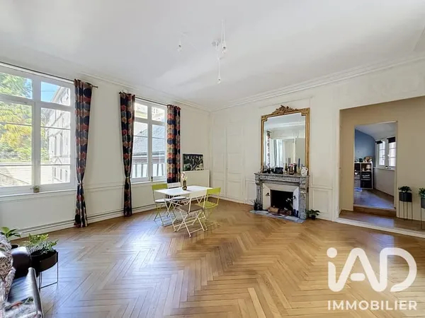 Appartement 7 pièces 153 m²