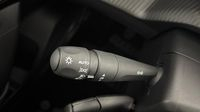 Peugeot 2008 1.2 PureTech 100ch S&S Allure — photo 23