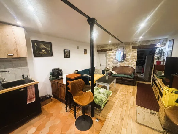 Charmant 2 pièces, très proche centre avec garage