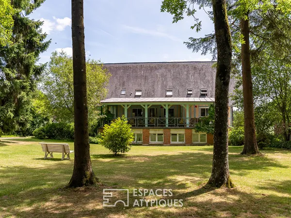 Maison normande du XIXe siècle avec une grange à rénover