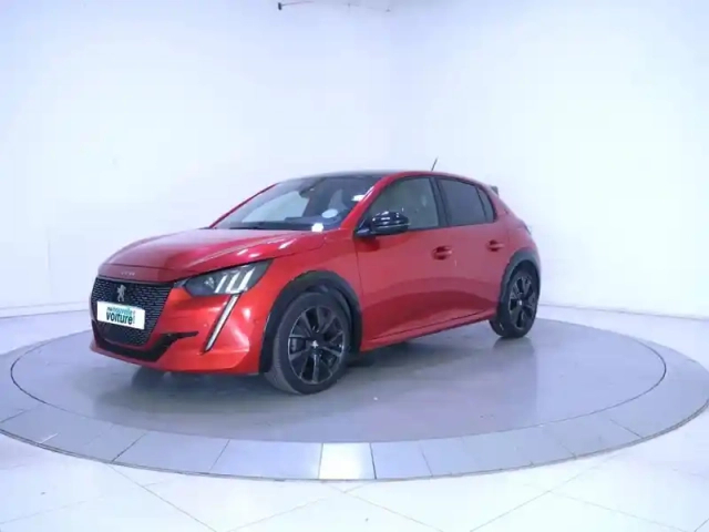Peugeot 208 puretech 130 s&amp;s eat8 — photo 21