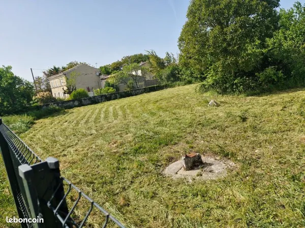 Terrain constructible 900m2