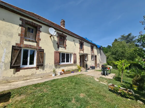 Maison Longueville gare paris est 50 mn à 5min 2 chambres+ aménageable budget