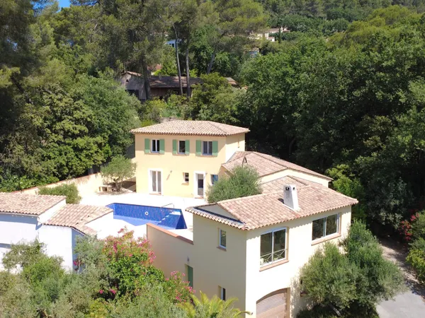La Motte - Villa de 161m² 6 pièces avec piscine
