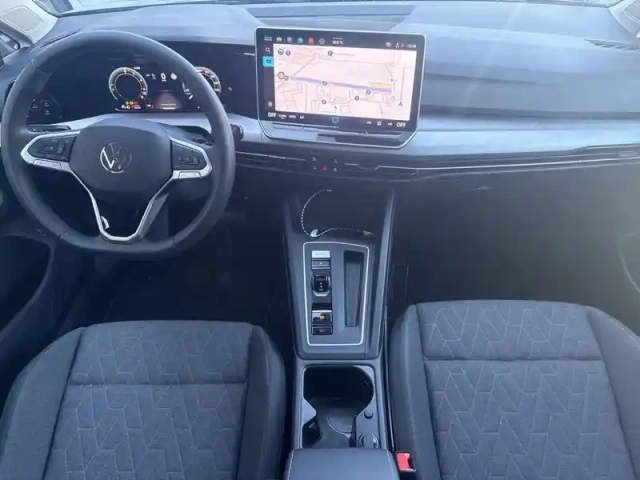 Volkswagen Golf 1.5 ehybrid 204ch vw edition dsg6 — photo 25