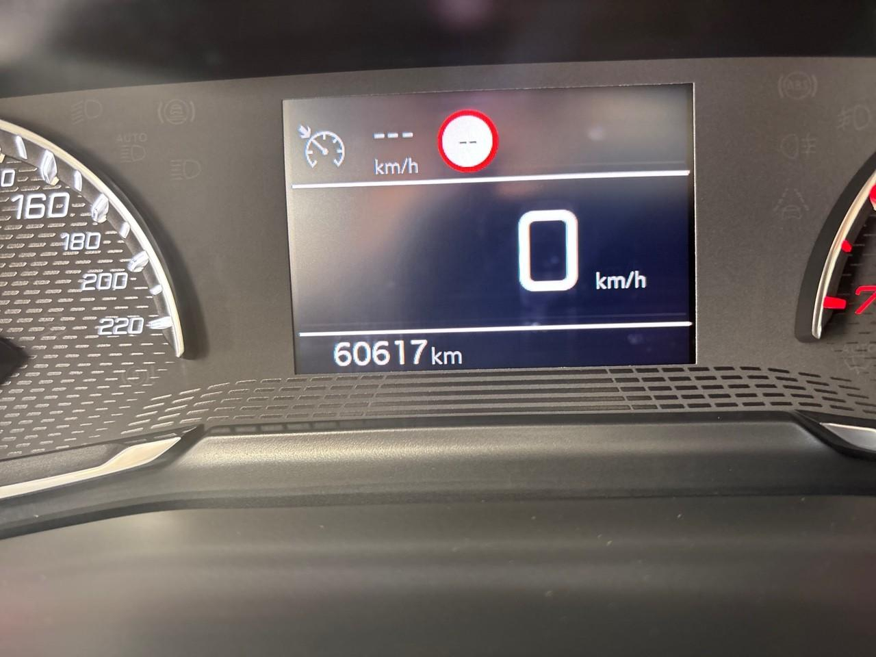 Peugeot 208 puretech 75 s&s bvm5 active pack — photo 19