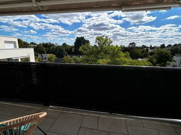 T3 rénové de 72 m² - Balcon 10 m² plein Sud - Vue dégagée - Parking