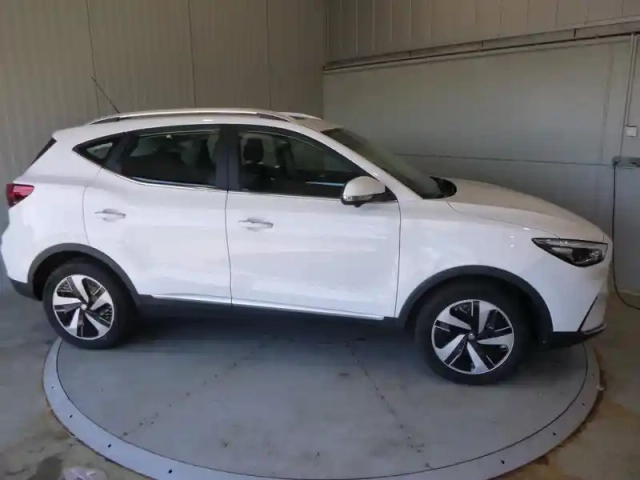 Mg Zs ev 156ch - 70kwh luxury — photo 6