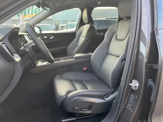 Volvo Xc60 t6 hybride rechargeable 253 + 145ch ultra style dark geartronic 8 awd — photo 4