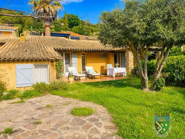 Jolie maison provencale de type 4 avec jardin garage a valcros