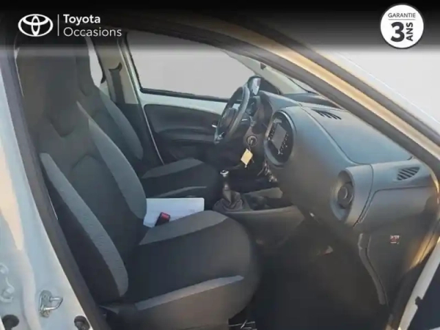 Toyota Aygo X 1.0 vvt-i 72ch dynamic my23 — photo 12