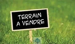 Terrain 235 m²