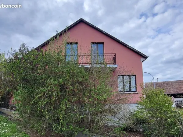 Maison individuelle 5/6 pièces 130m² sur 6,11ares avec dépendance