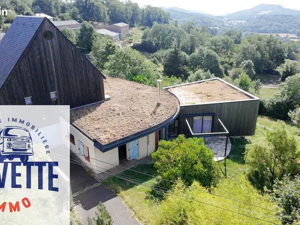 Maison 8 pièces 260 m²