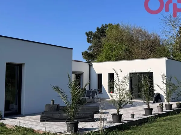 Maison 5 pièces 245 m²