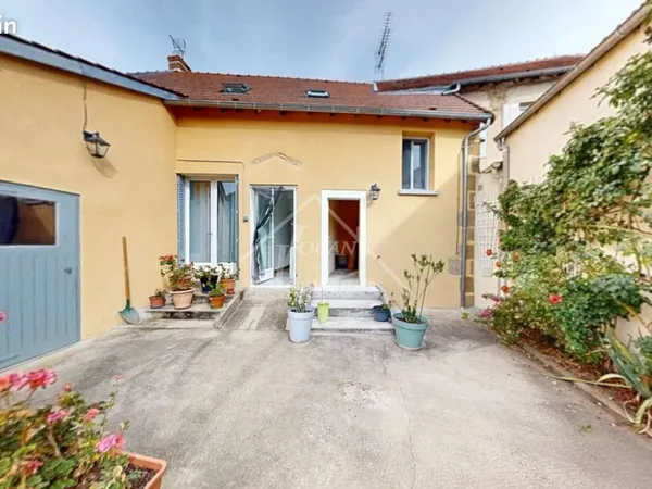 Maison 10 pièces 90 m²
