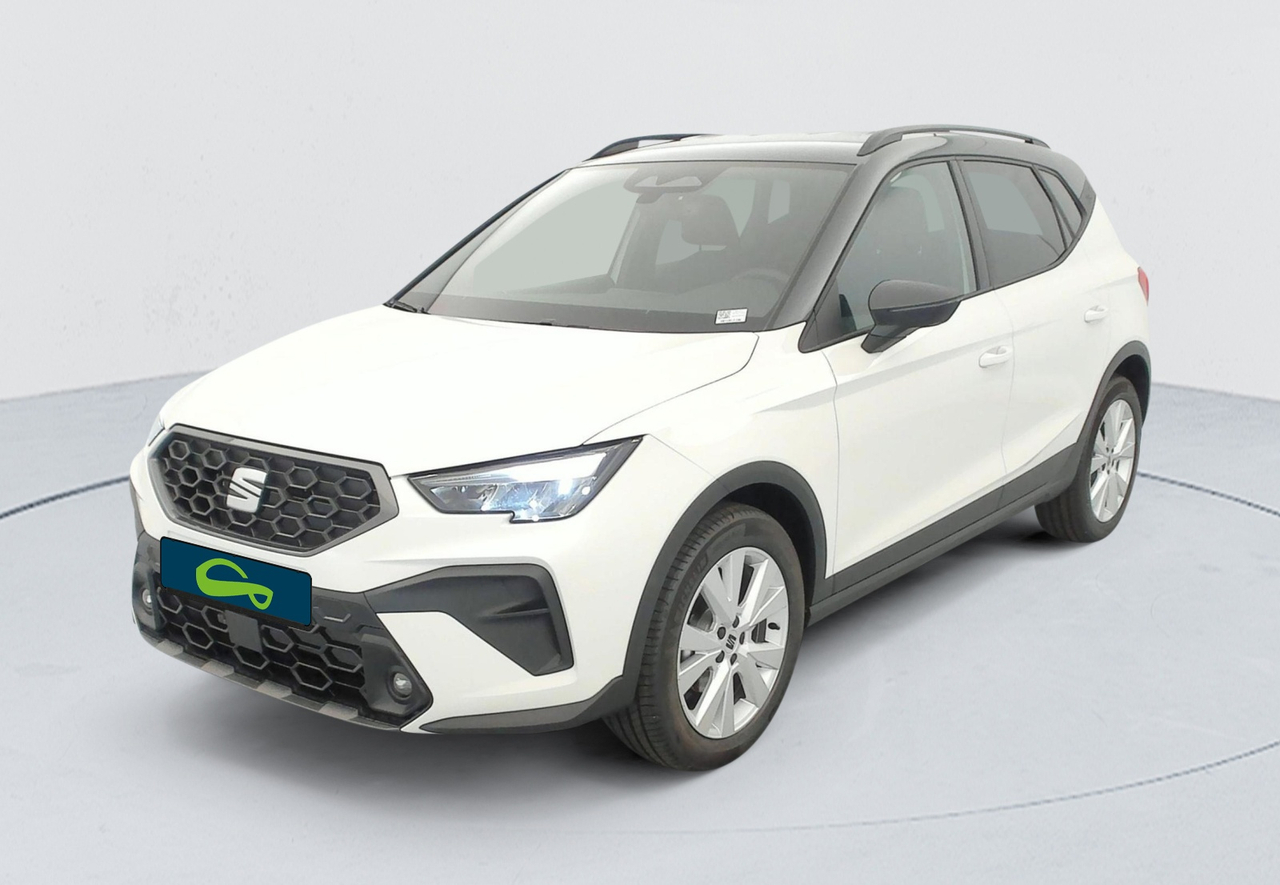 Seat Arona — photo 1
