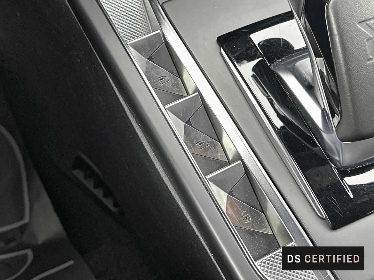 Ds Ds 3 crossback e-tense montmartre — photo 32
