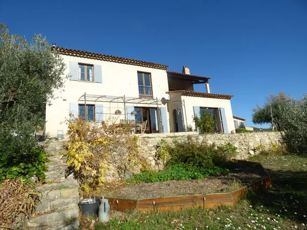 Maison 5 pièces 190 m²