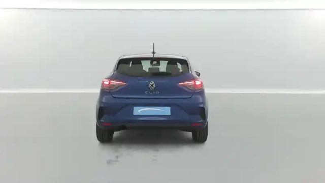 Renault Clio blue dci 100 ch gsr2 — photo 22