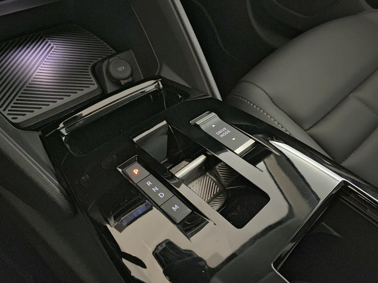 Citroën C4 hybride 145 ch e-dcs6 max — photo 18