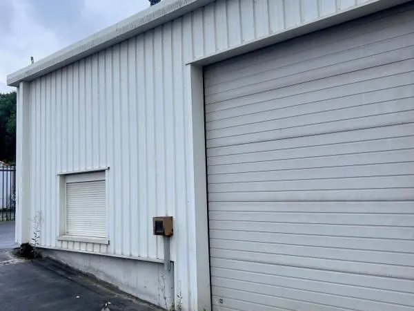 Commerce 137 m²