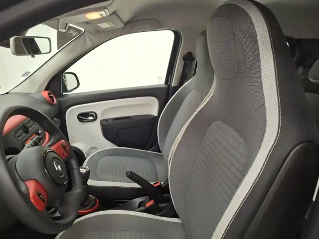 Renault Twingo iii sce 65 - 21 — photo 6