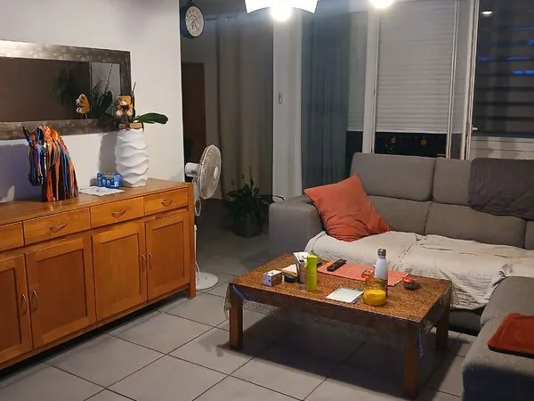 A vendre appartement type 4 situé résidence la saladelle Fos-sur-Mer au bord de l'étang de l'estomac