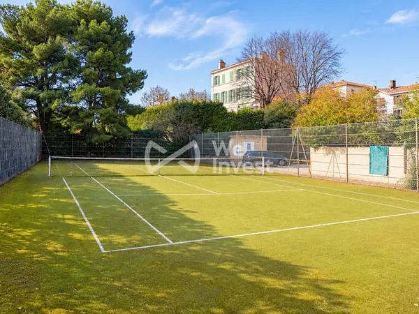 Appartement T3/4 de 94m² pres de toutes les commodité du 12èm