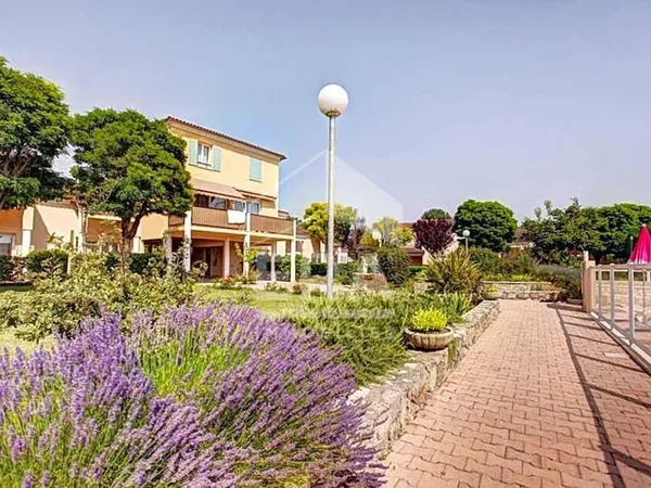 Hotel particulier Montauroux 1216 m2