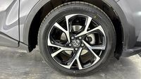 Toyota C-Hr 122h Edition 2WD E-CVT MY20 — photo 20