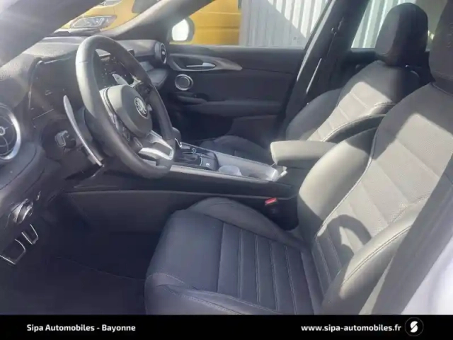 Alfa Romeo Tonale 1.5 hybrid 160 ch vgt tct7 — photo 29