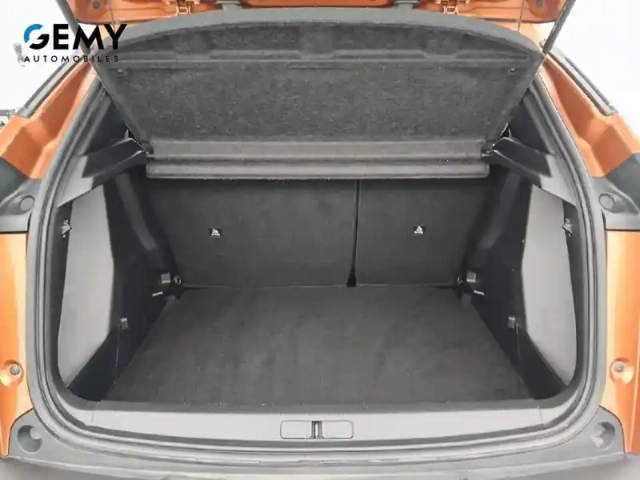 Peugeot 2008 puretech 100 s&amp;s bvm6 — photo 6