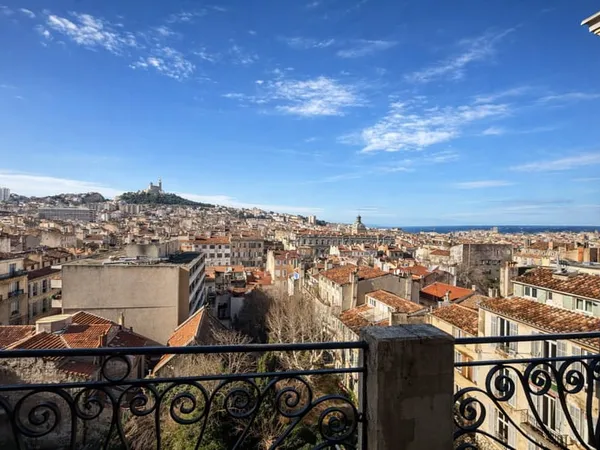 Appartement Bourgeois T5 de 147 m2 Terrasse & Vue Panorami