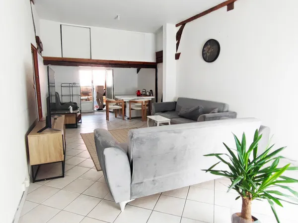 NEVERS - APPARTEMENT DE 120 M² NEUF / TERRASSE Couverte & Barbecue - IDÉAL INVESTISSEUR