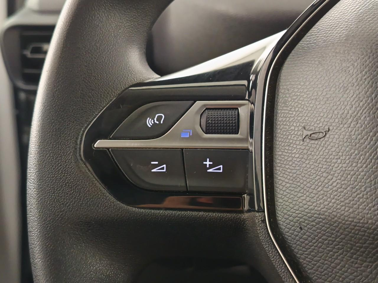 Peugeot Partner fourgon standard 650 kg bluehdi 100 s&s bvm6 premi — photo 17