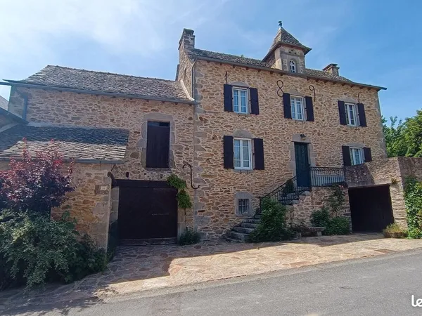 Maison 5 pièces 180 m²