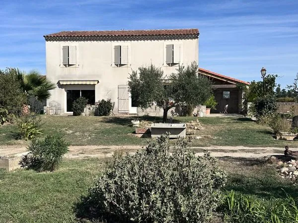 Maison 9 pièces 220 m²