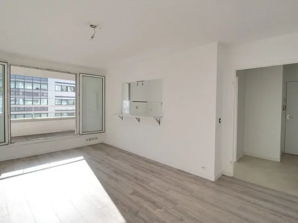 Appartement 3 pièces 62.93 m² plus loggia , et parking double à Massy Atlantis : le bon plan qui se 