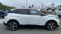 Peugeot 3008 HYBRID4 300ch GT e-EAT8 — photo 4
